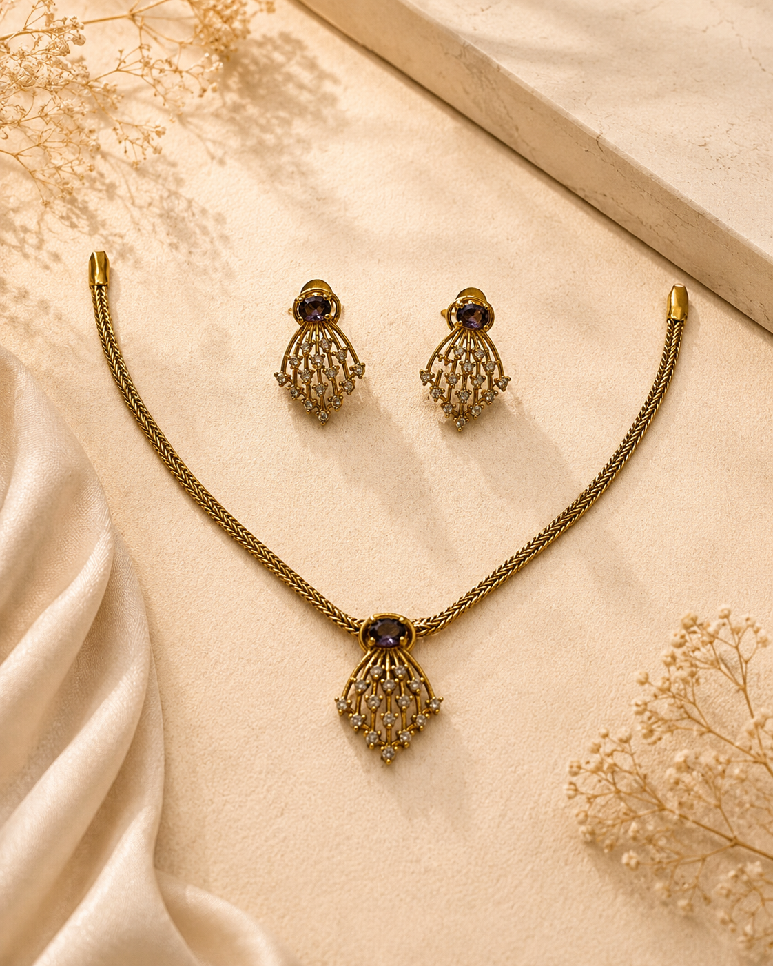 Aarini Amethyst Pendant Set