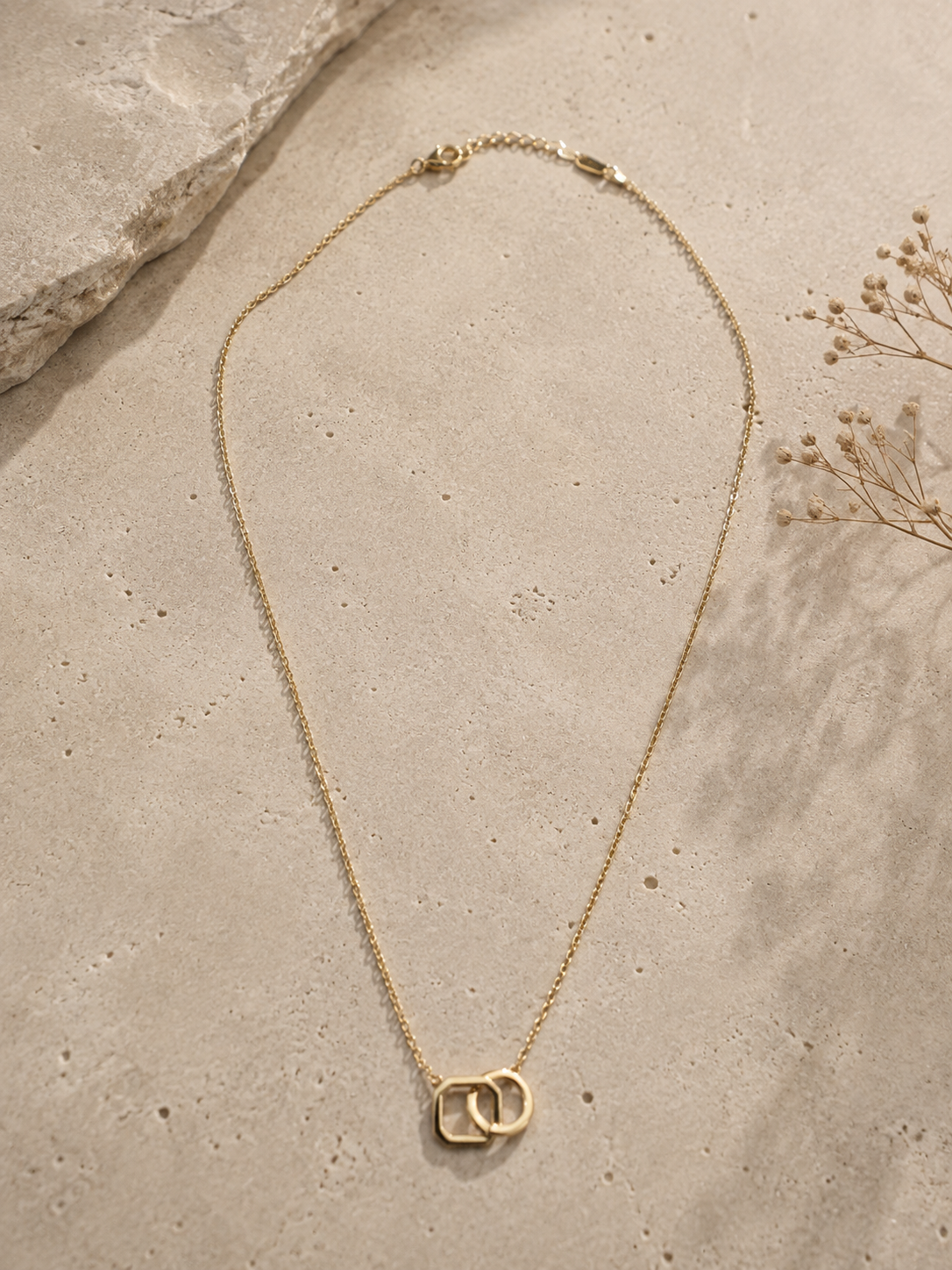 Zorevia Link Necklace