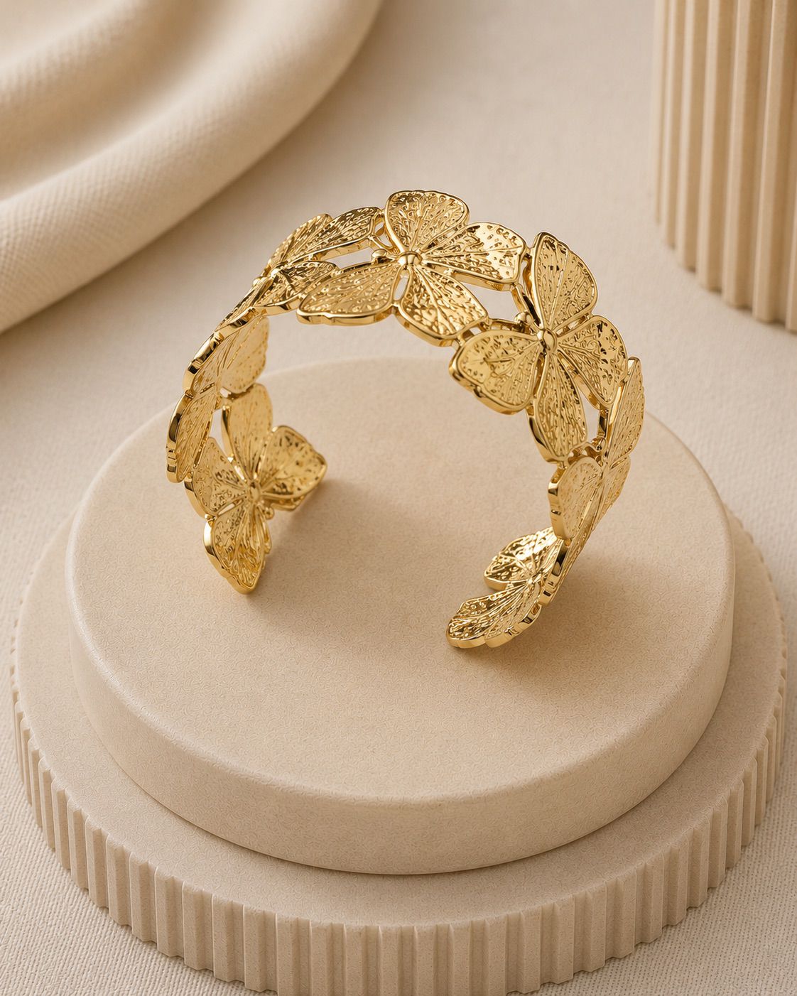 Mariposa Cuff