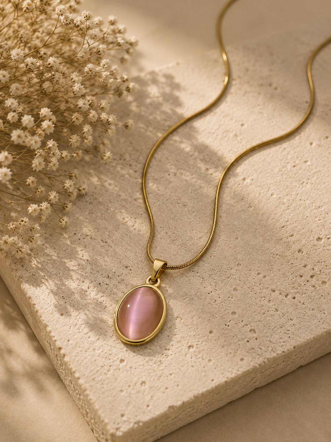 Roséa Pendant Necklace