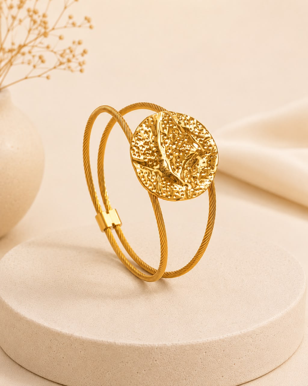 Sorelle Cuff