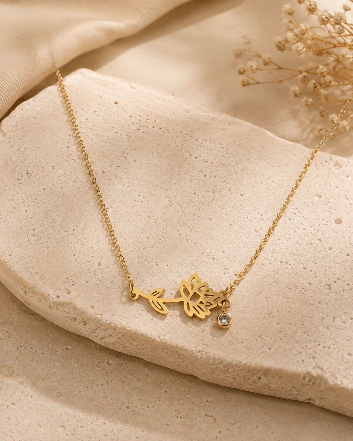 Lotelle Necklace