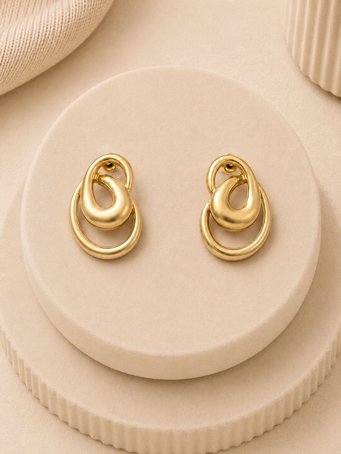Orvia Earrings