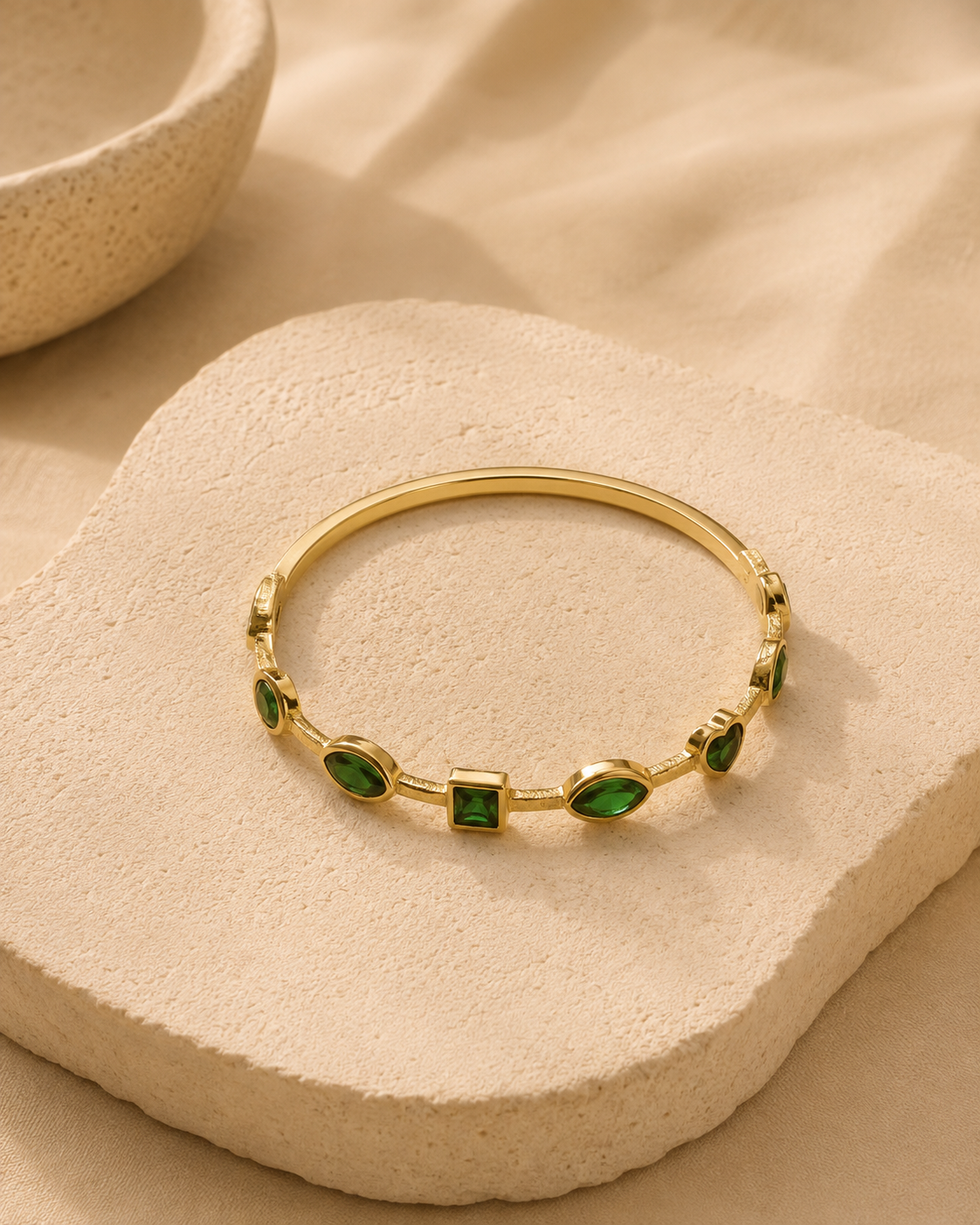 Veridia Gem Cuff