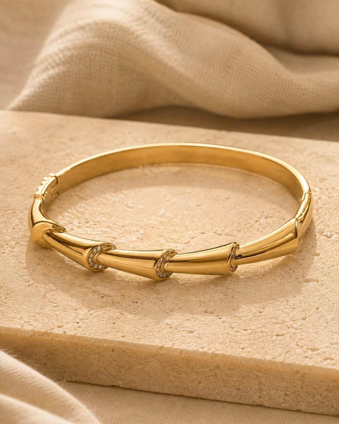Contour Cuff