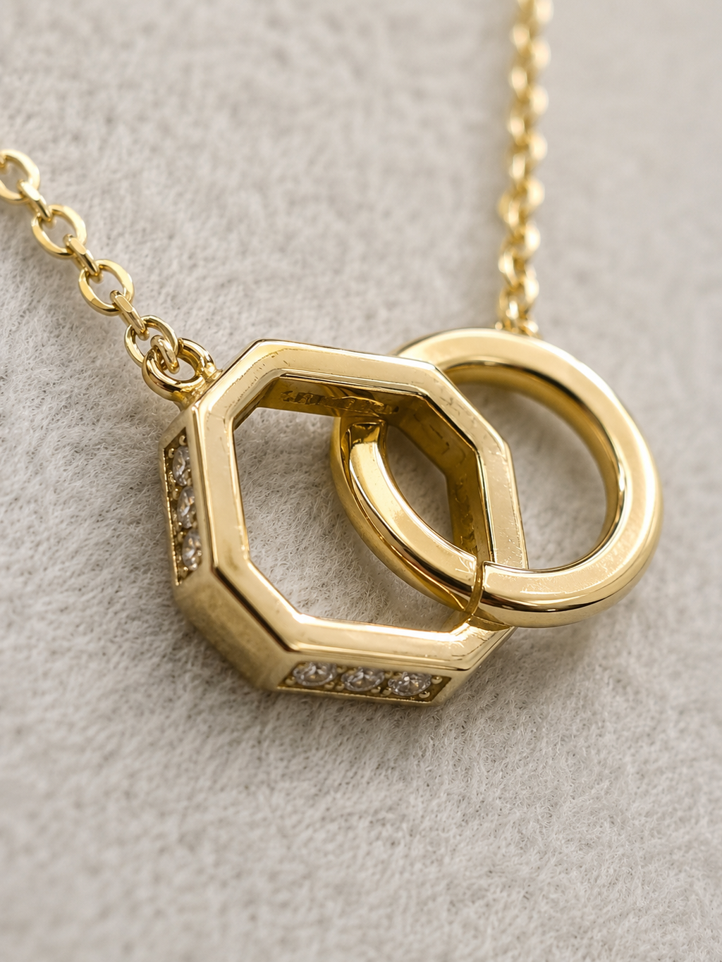 Zorevia Link Necklace
