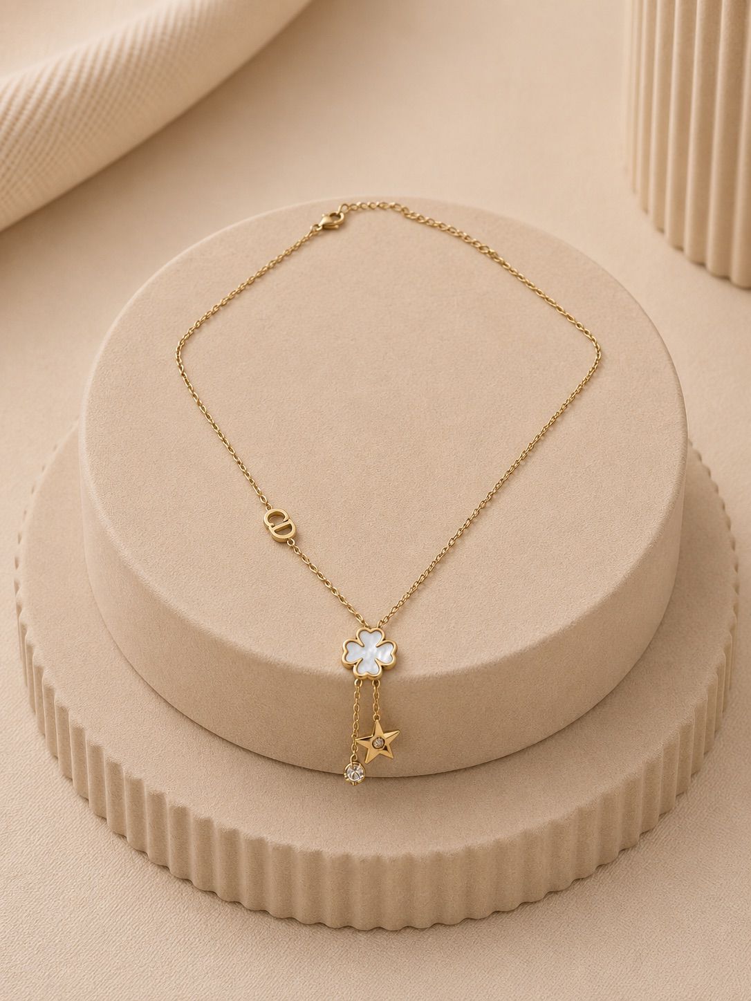Stellora Necklace