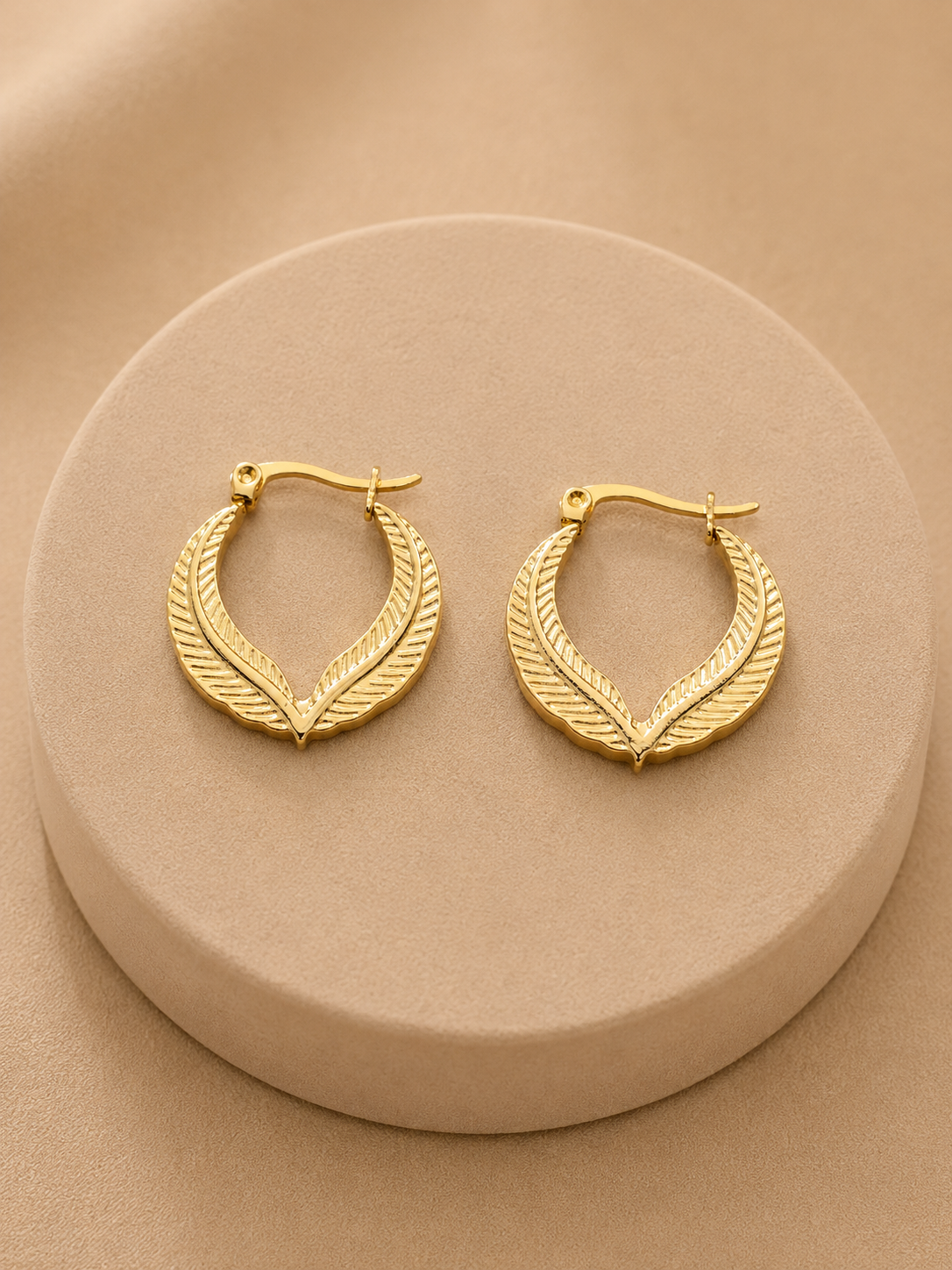 Plume Hoops