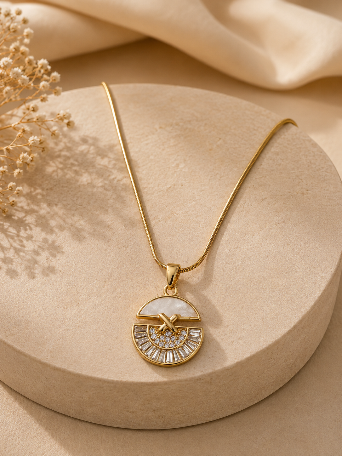 Solenne Radiance Necklace
