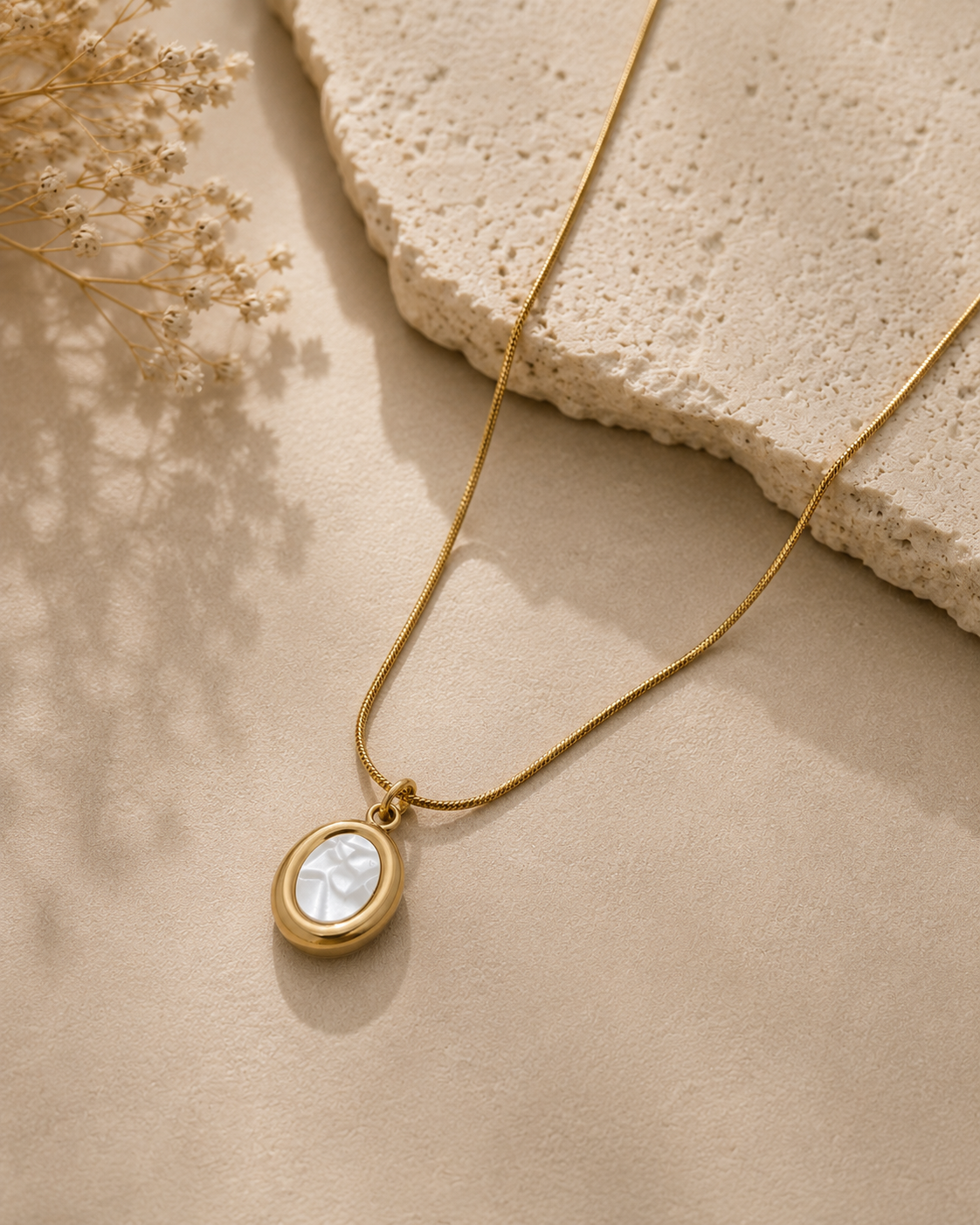 Lumière Necklace