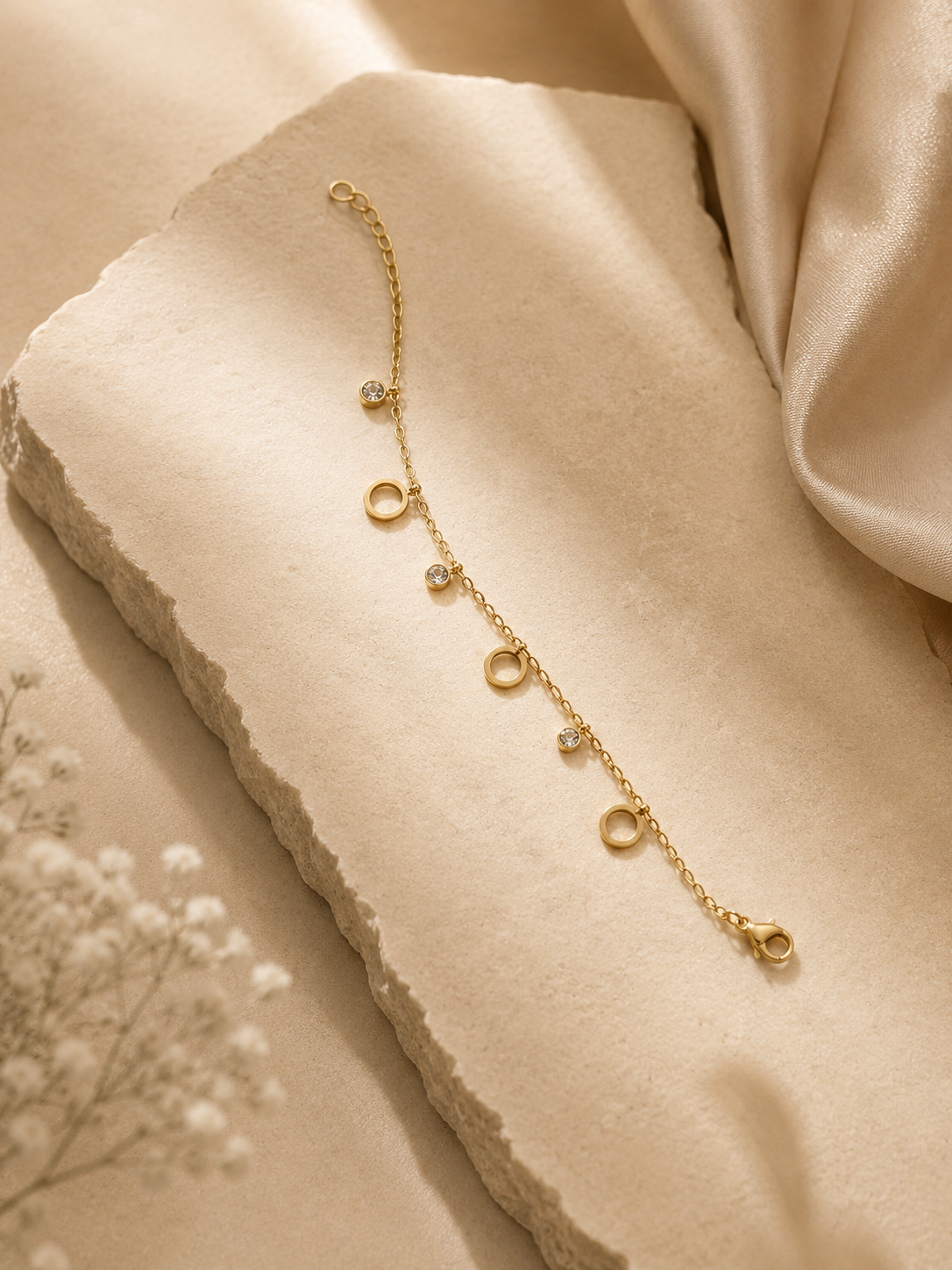 Amelisse Circle Bracelet